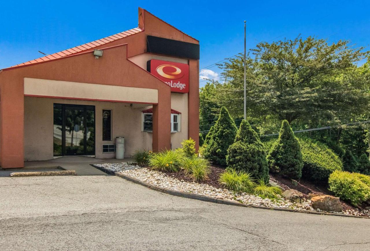 Econo Lodge Pittsburgh I-79 Exteriér fotografie