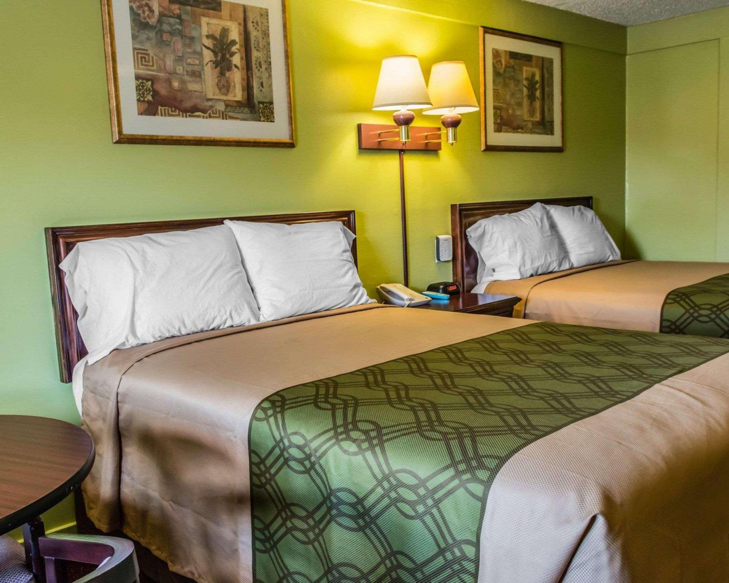 Econo Lodge Pittsburgh I-79 Exteriér fotografie