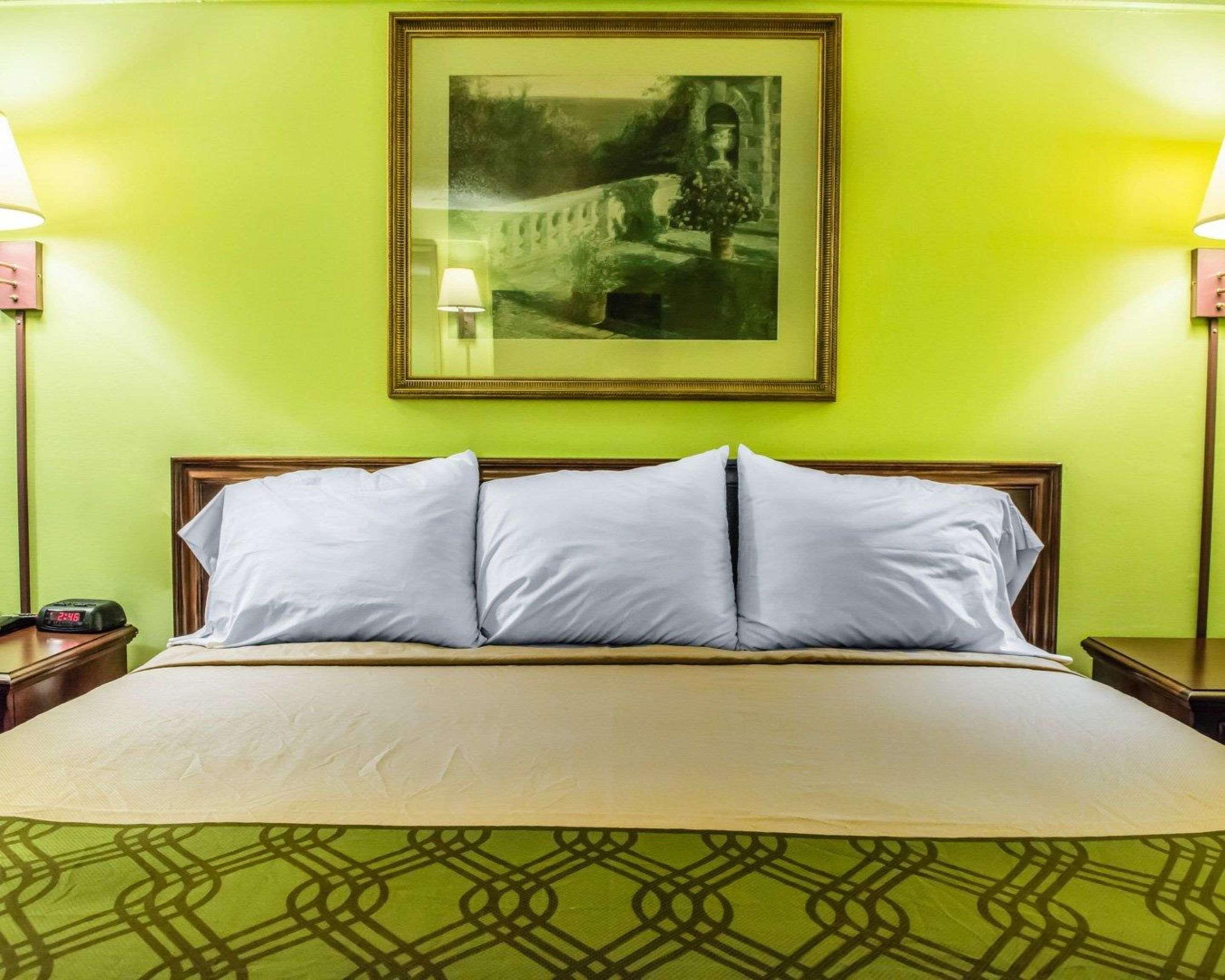 Econo Lodge Pittsburgh I-79 Exteriér fotografie